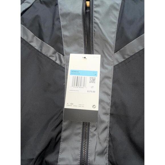 Nike Jordan Women's Color Block Next Utility Capsule Jacket (Medium, Gray/Black) - Picture 4 of 9